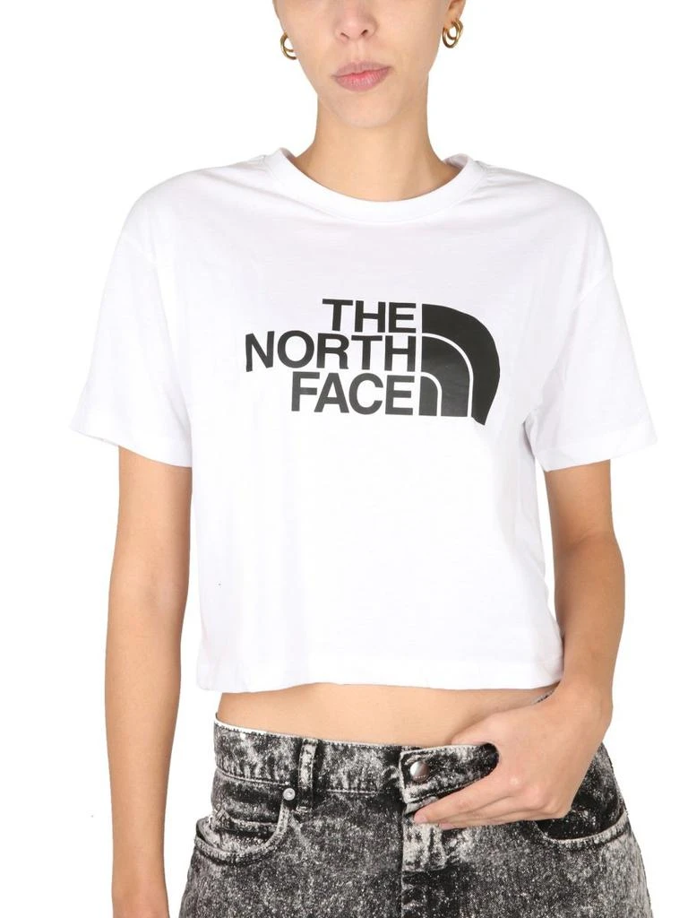 商品The North Face|The North Face Logo-Printed Cropped T-Shirt,价格¥219,第4张图片详细描述