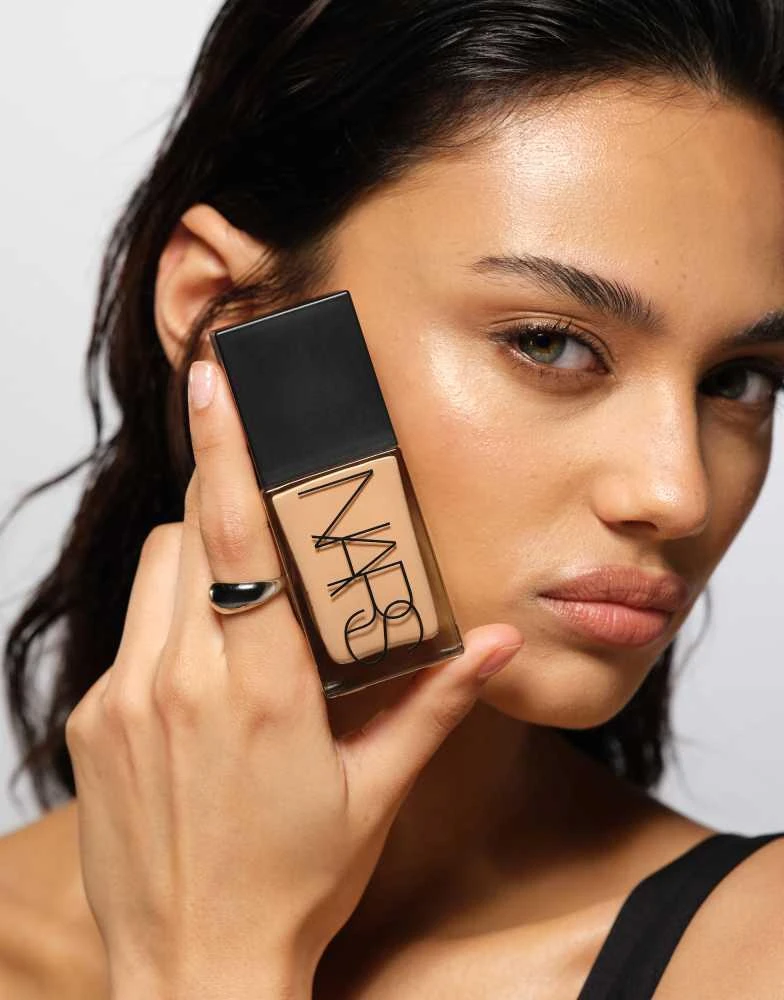 NARS Light Reflecting Foundation 商品