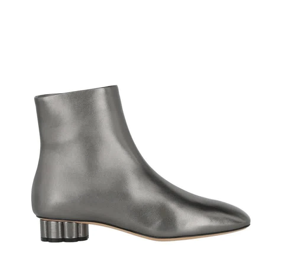 商品Salvatore Ferragamo|Ladies Briza Grey Flower Heel Metallic Ankle Boots,价格¥1851,第1张图片