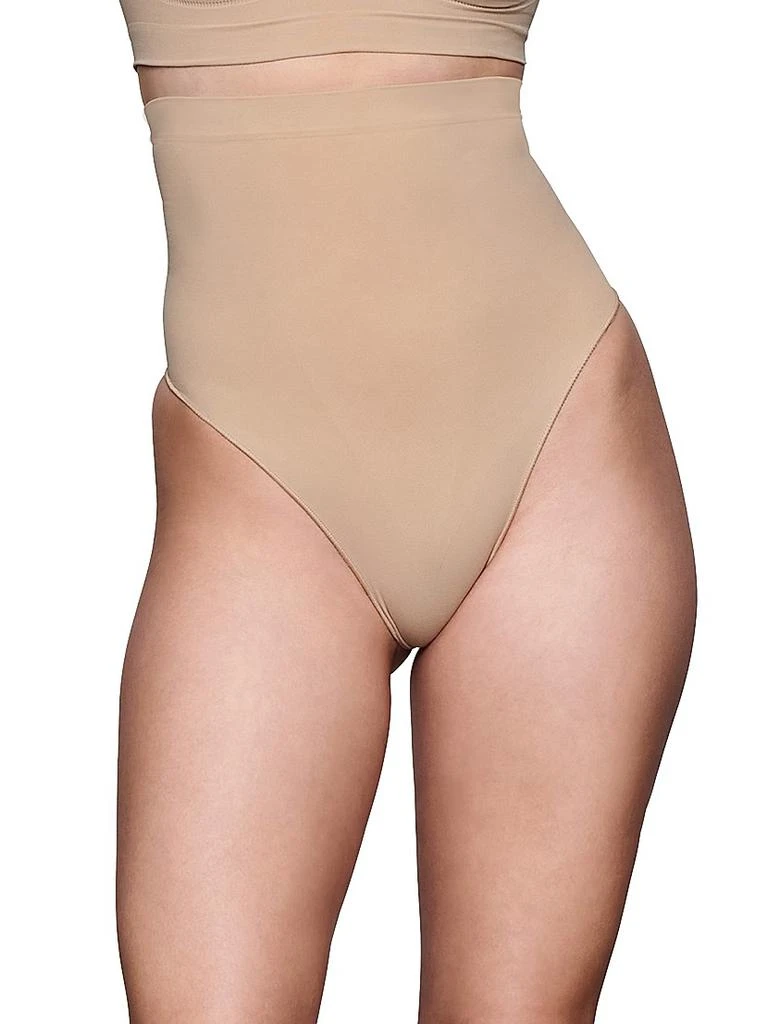 商品SKIMS|Seamless Sculpt High-Waisted Thong,价格¥258,第2张图片详细描述