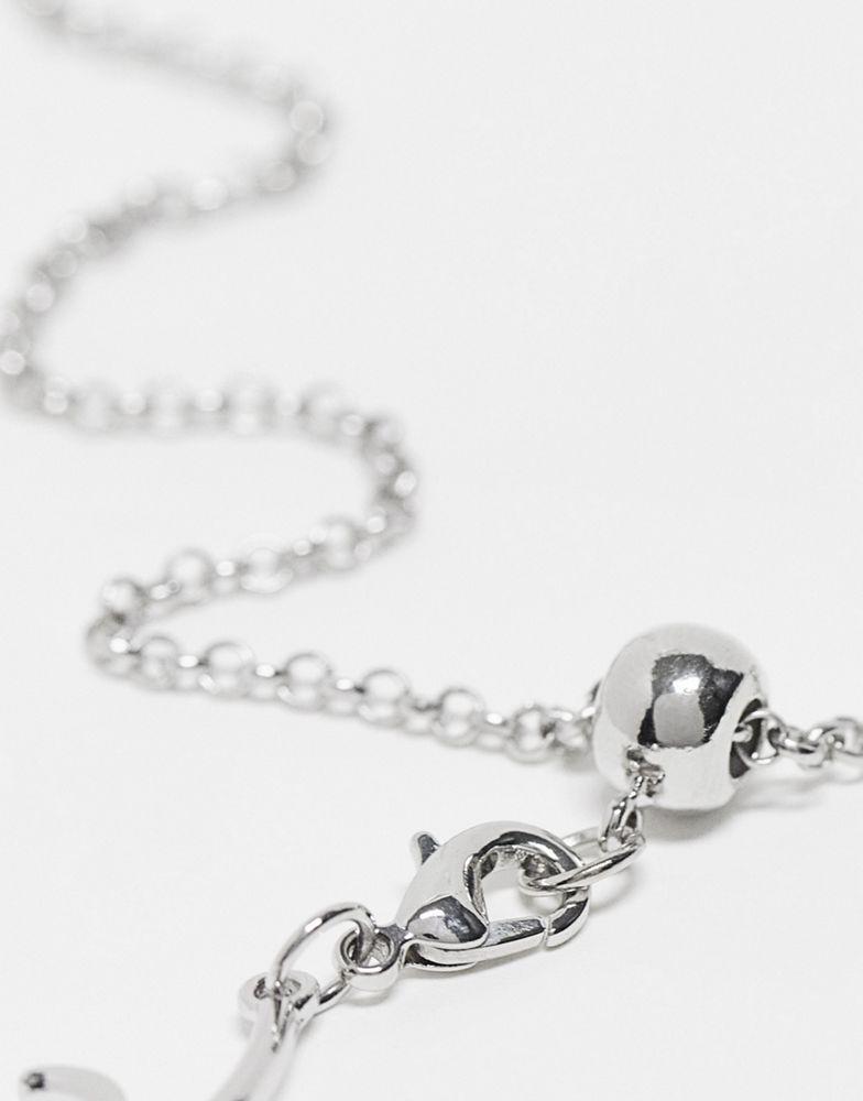 商品Reclaimed Vintage|Reclaimed Vintage unisex drippy necklace with heart pendant in silver,价格¥98,第4张图片详细描述
