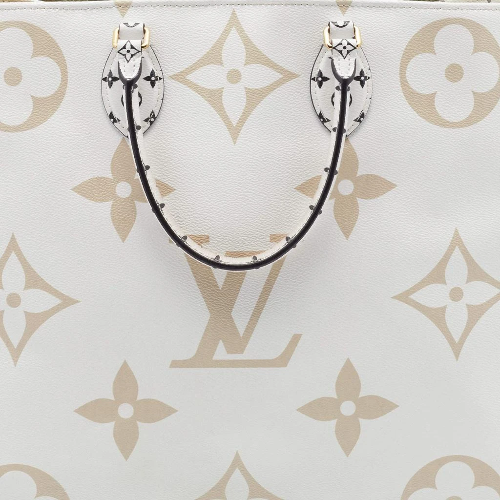 商品[二手商品] Louis Vuitton|Louis Vuitton Multicolor Monogram Giant Canvas Onthego GM Bag,价格¥16743,第5张图片详细描述