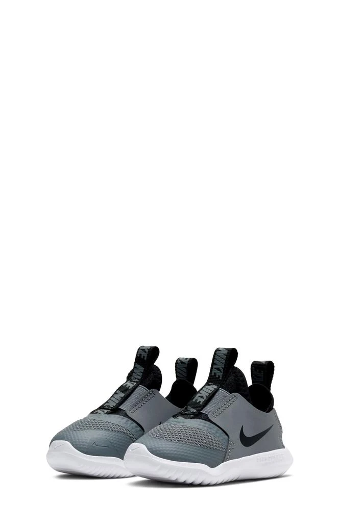 Flex Runner Slip-On Running Shoe 商品
