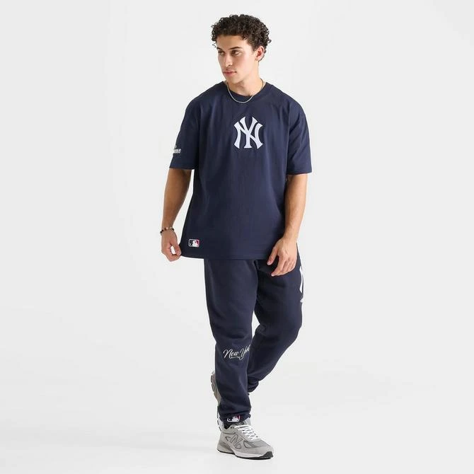 商品Pro Standard|Men's Pro Standard New York Yankees MLB Logo T-Shirt,价格¥302,第2张图片详细描述