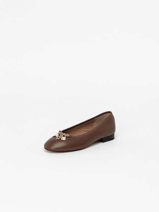 商品CHAUSSURE LAPIN|Marisa Flats - Brown,价格¥2768,第2张图片详细描述