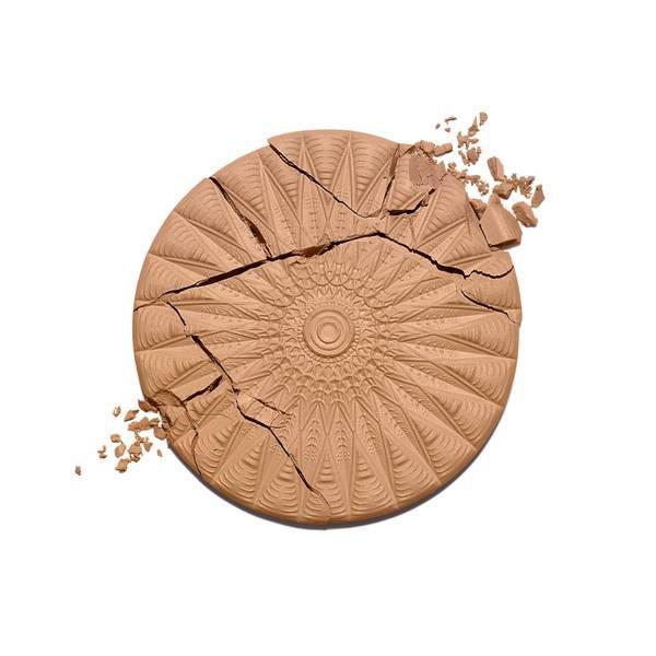 商品Chantecaille|Chantecaille Flower Power Perfect Blur Finishing Powder - Medium-Dark 8g,价格¥602,第4张图片详细描述