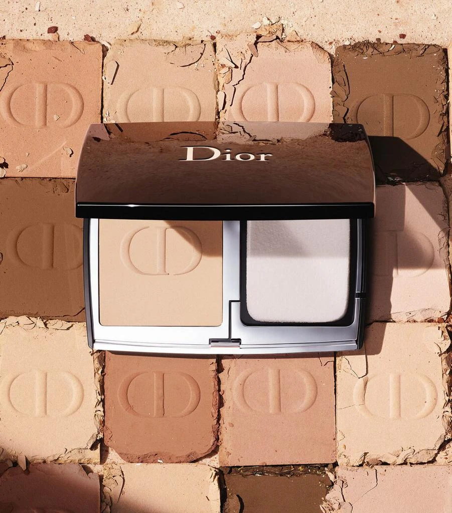 Forever Natural Velvet Compact Foundation 商品