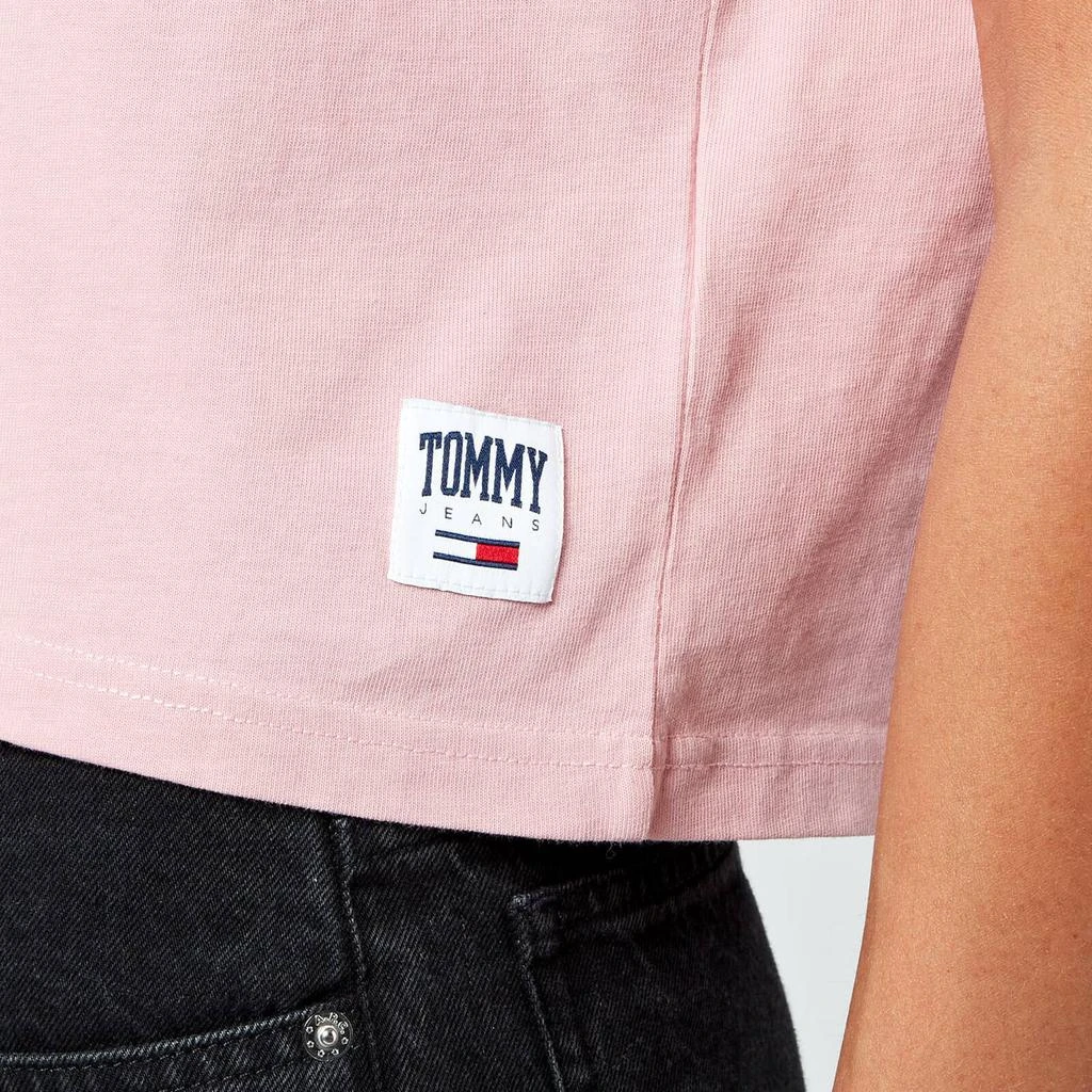 商品Tommy Hilfiger|Tommy Jeans Women's Abo Organic Collegiate T-Shirt - Broadway Pink,价格¥276,第4张图片详细描述