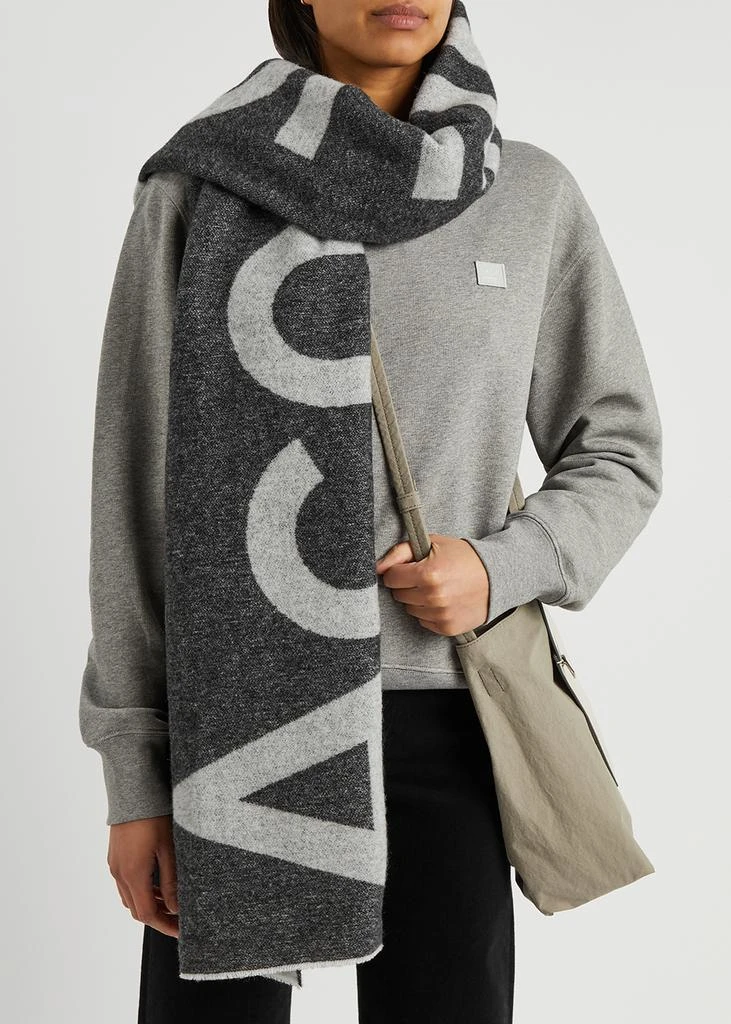 商品Acne Studios|Toronto logo-intarsia wool-blend scarf,价格¥2189,第2张图片详细描述