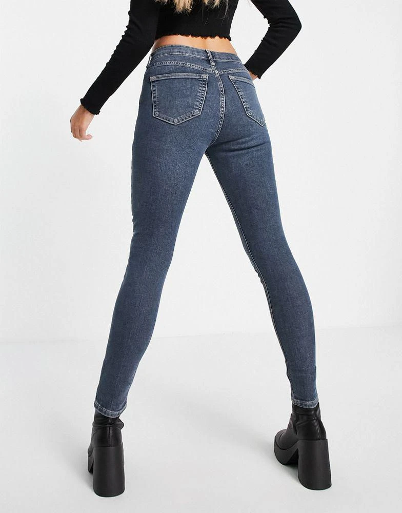 商品Topshop|Topshop Jamie jeans in authentic blue,价格¥178,第4张图片详细描述