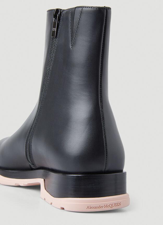 Slim Tread Ankle Boots in Black商品第6张图片规格展示