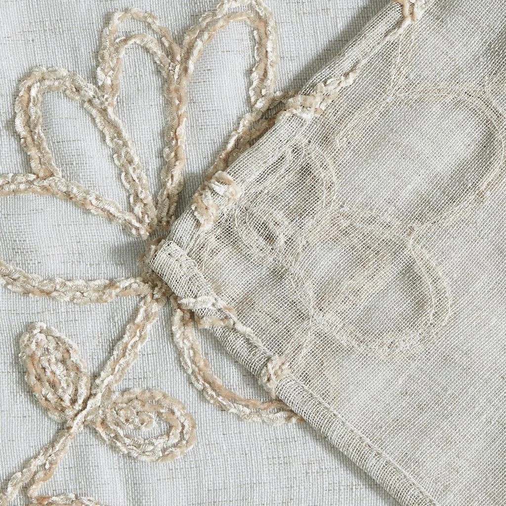 商品Dainty Home|Shower Curtain With Chenille Embroidery,价格¥303,第3张图片详细描述