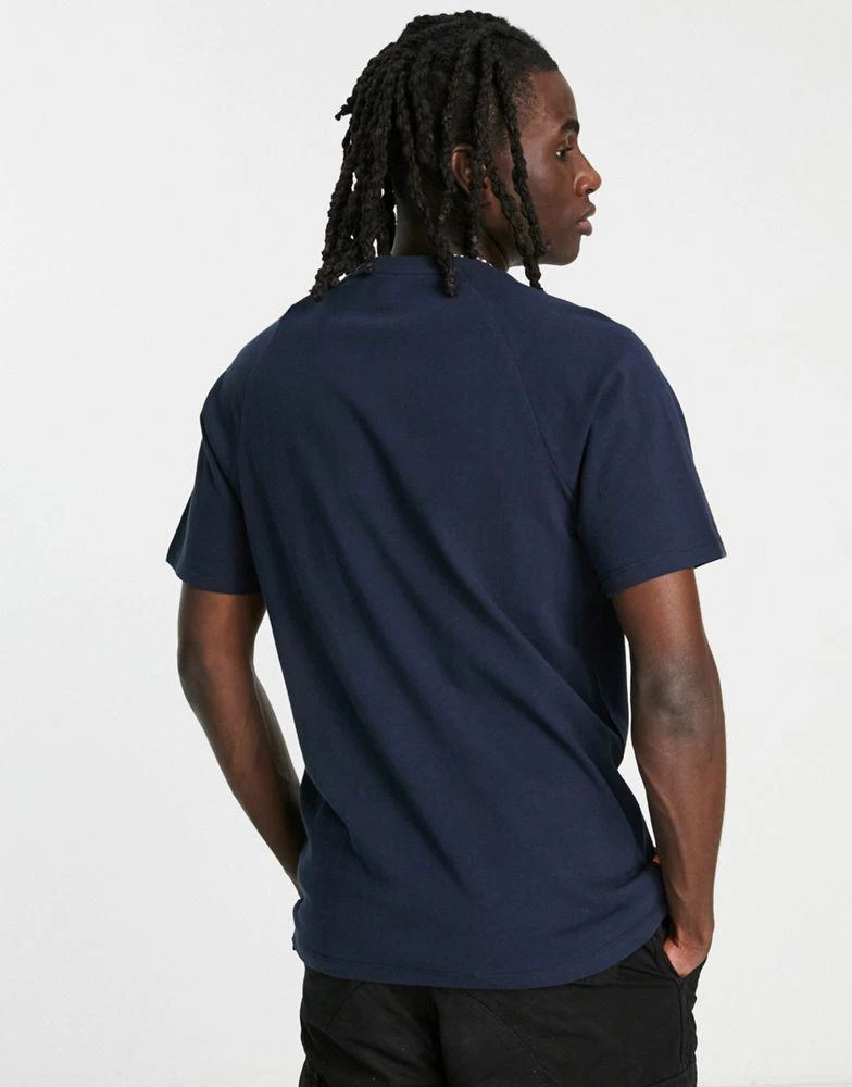 商品Timberland|Timberland Heavy weight stack t-shirt in navy,价格¥227,第2张图片详细描述