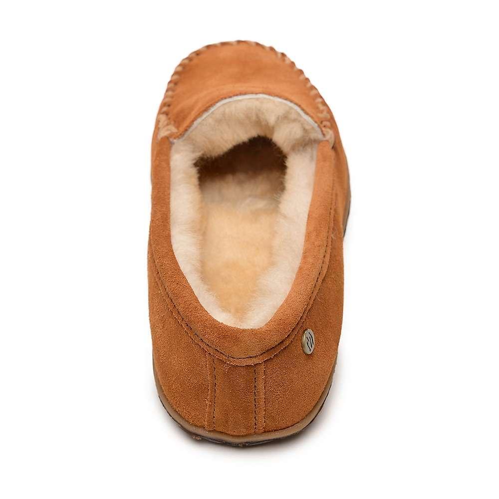 商品Minnetonka|Minnetonka Men's Sheepskin Tobie Slipper,价格¥589,第4张图片详细描述