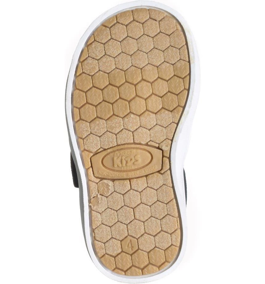 商品Dr. Scholl's|Madison Boy Perforated Slip-On Sneaker,价格¥133,第3张图片详细描述