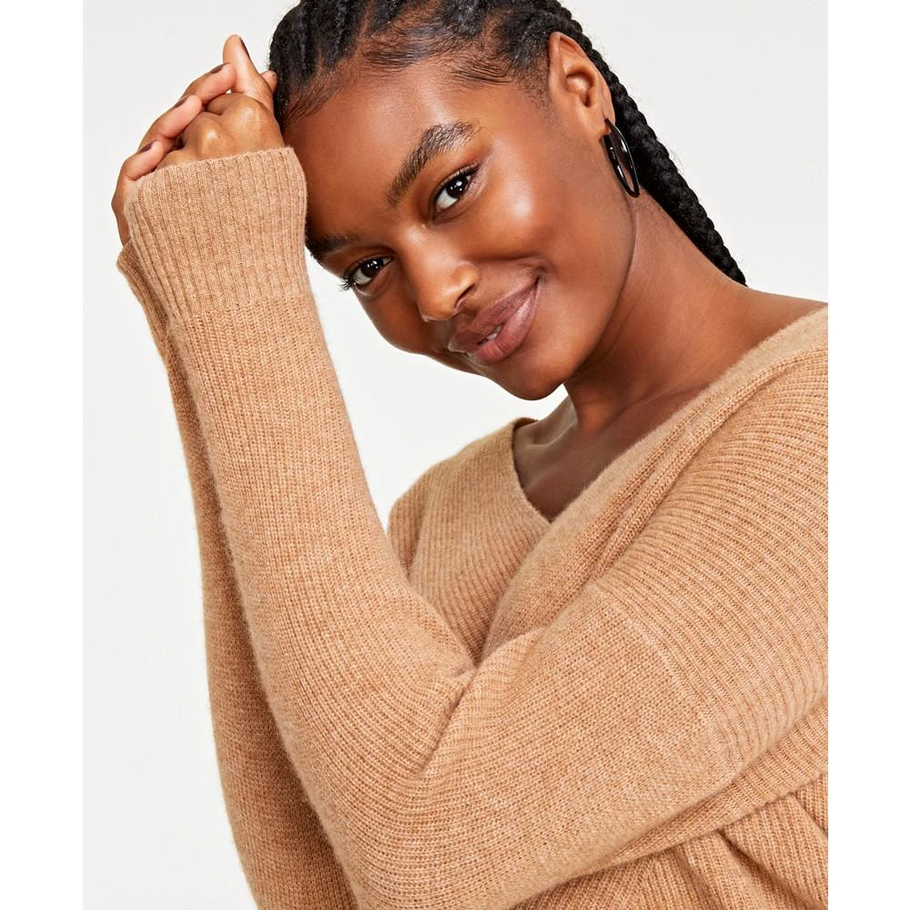 商品Charter Club|Women's 100% Cashmere V-Neck Sweater, Created for Macy's,价格¥596,第3张图片详细描述