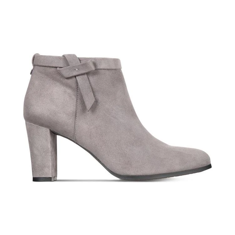 Belluna Block-Heel Booties 商品