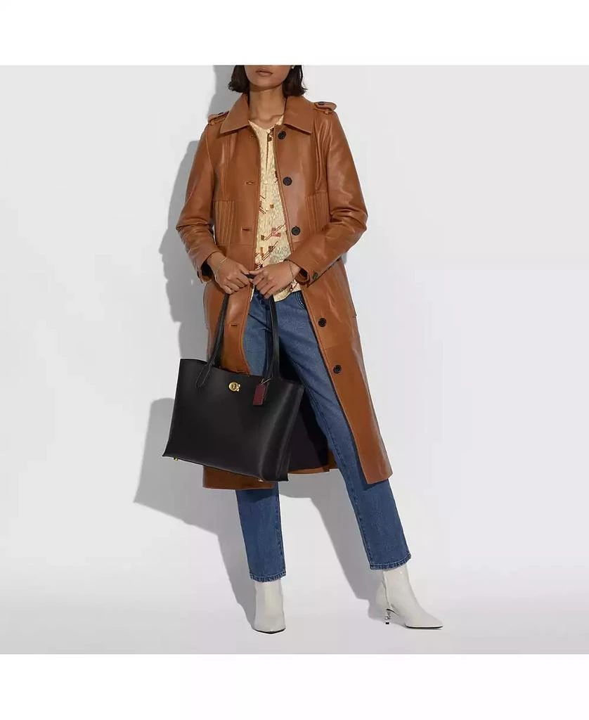 商品Coach|Polished Pebble Leather Willow Tote with Interior Zip Pocket,价格¥1563,第2张图片详细描述