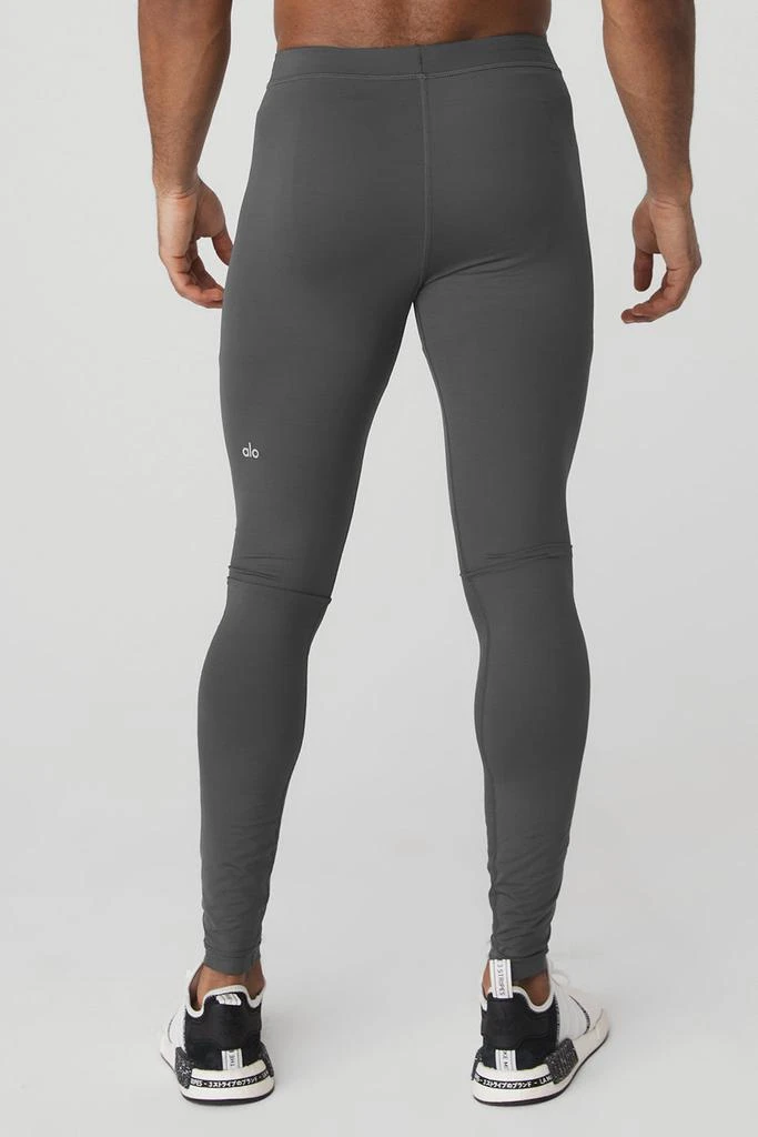 商品Alo|Warrior Compression Pant - Graphite,价格¥712,第3张图片详细描述