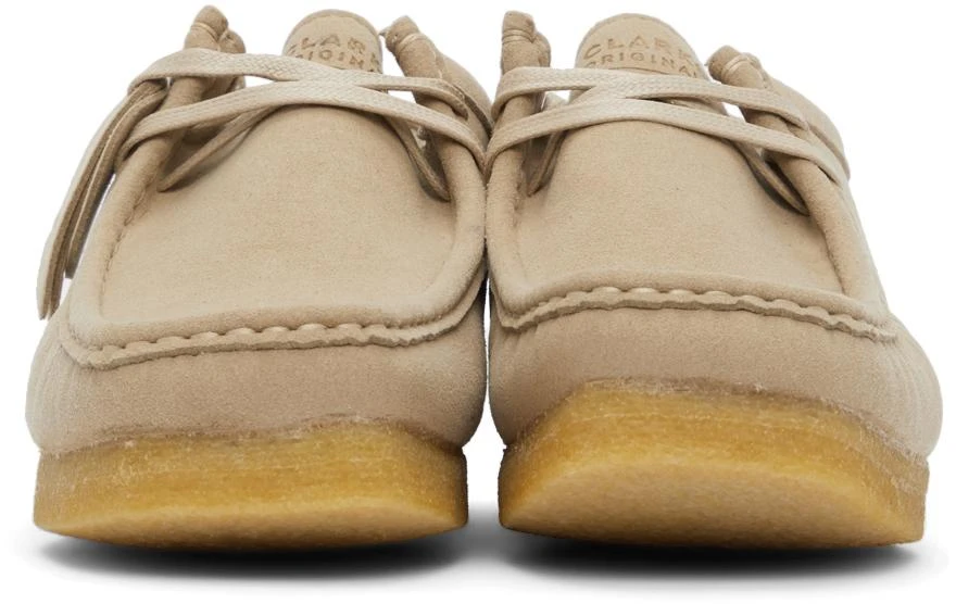 商品Clarks|Beige Vegan Wallabee Derbys,价格¥617,第2张图片详细描述