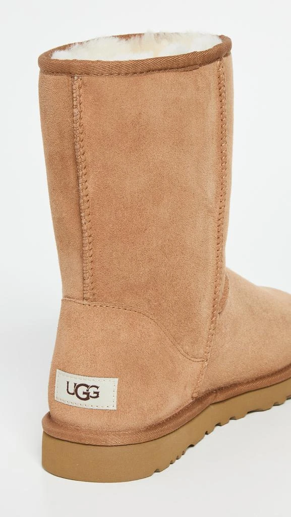 商品UGG|UGG Classic Short Boots,价格¥1262,第5张图片详细描述