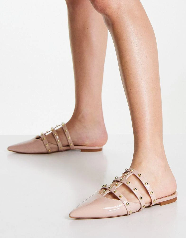 商品ASOS|ASOS DESIGN Wide Fit Liquorish studded flat mules in beige patent,价格¥127,第2张图片详细描述