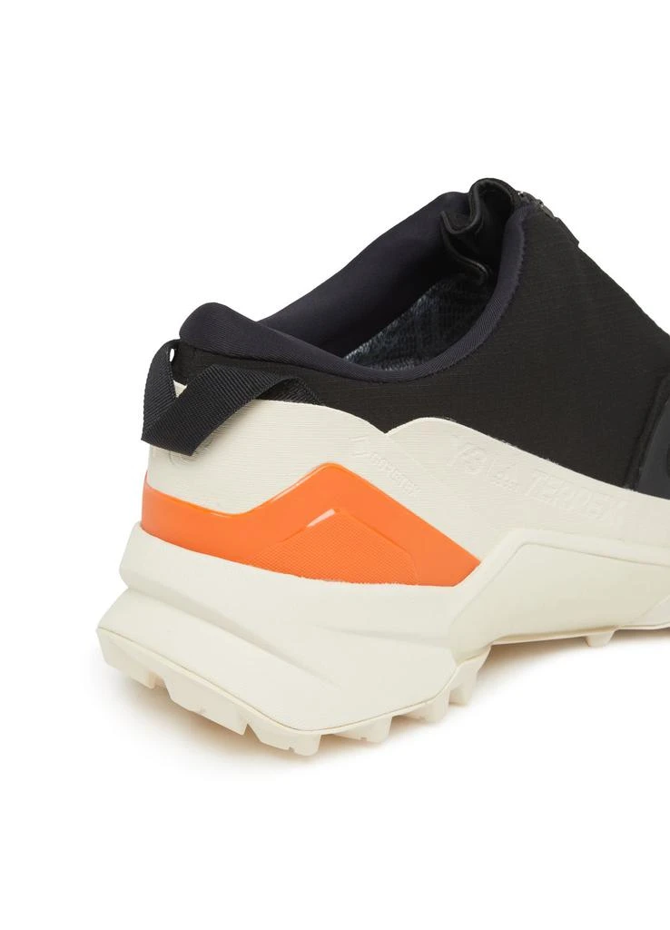 Y-3 Terrex Swift 运动鞋 商品