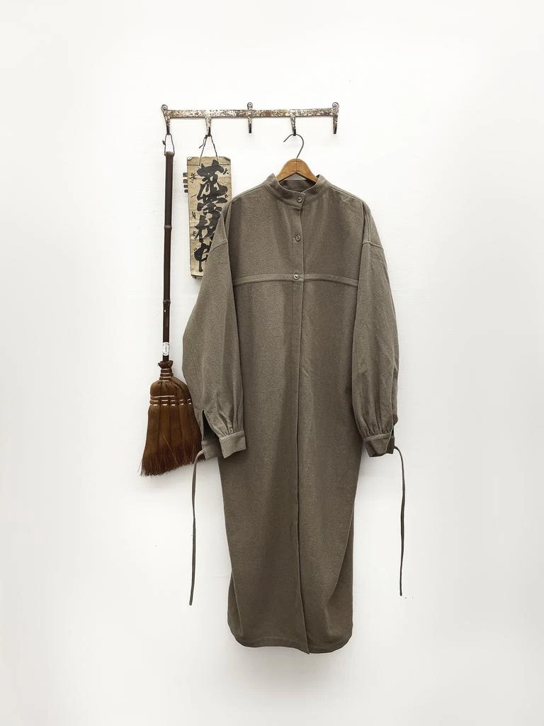 商品AVIVA JIFEI XUE|AVIVA JIFEI XUE TWO-WAY STAND COLLAR OPEN BACK NIGHT GOWN,价格¥6218,第2张图片详细描述