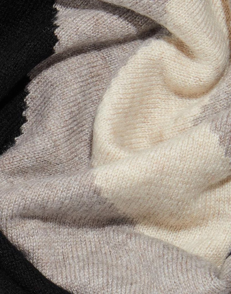 商品Madeleine Thompson|Scarves and foulards,价格¥891,第3张图片详细描述
