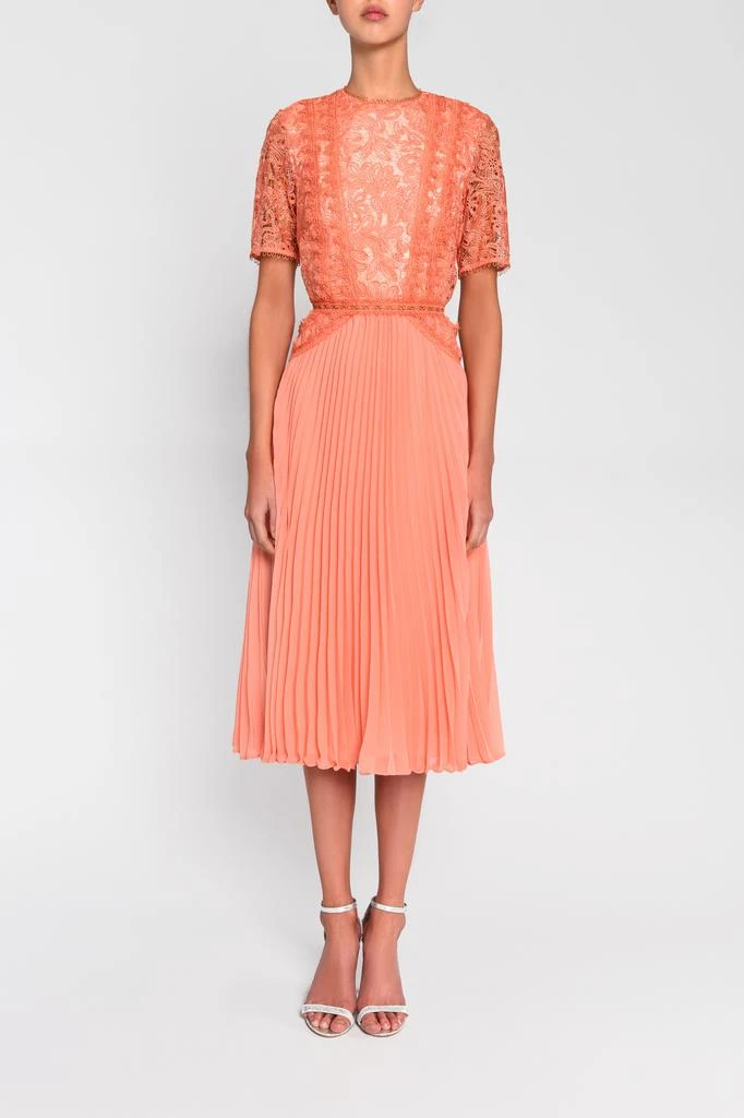 商品True Decadence|True decadence peach lace midi dress pleated skater skirt,价格¥1150,第4张图片详细描述