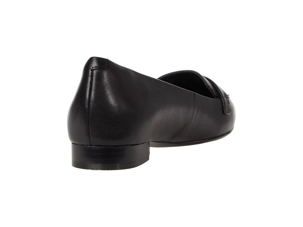 商品Clarks|Laina 15 Buckle,价格¥670,第5张图片详细描述