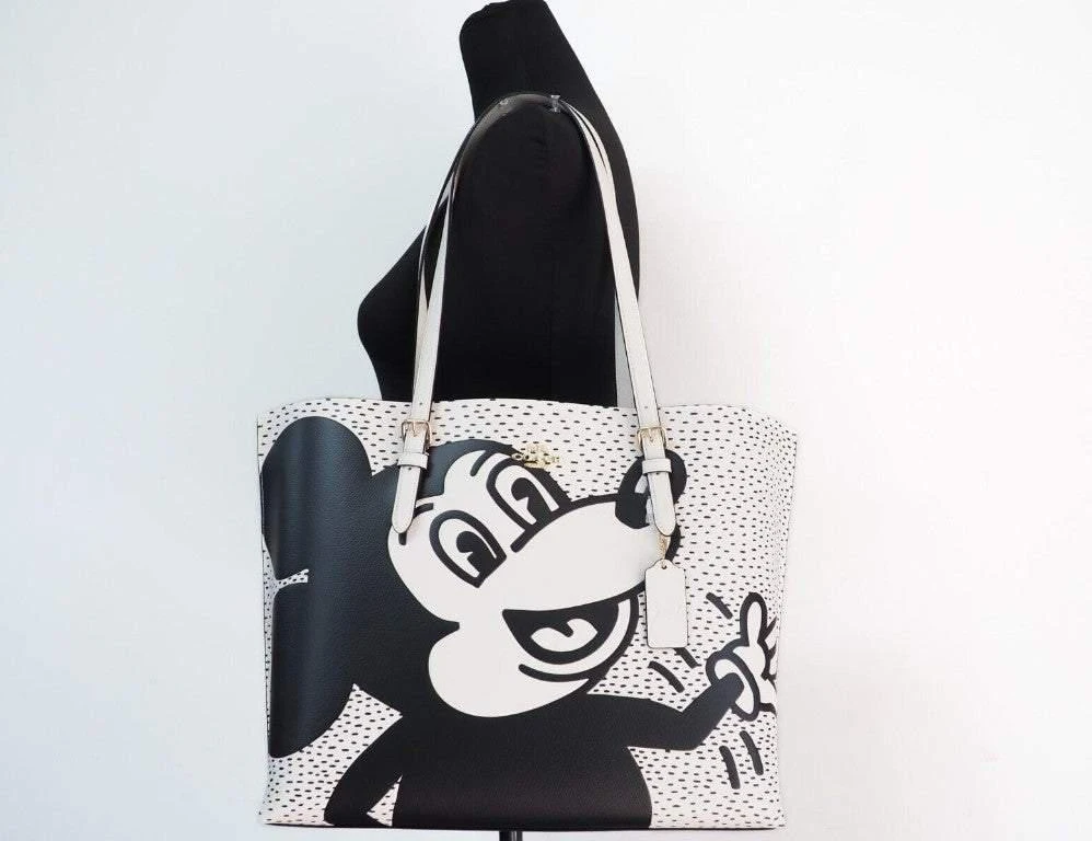 商品Coach|COACH (C6978) Mickey Mouse X Keith Haring Mollie Large Leather Shoulder Tote Bag,价格¥2730,第2张图片详细描述