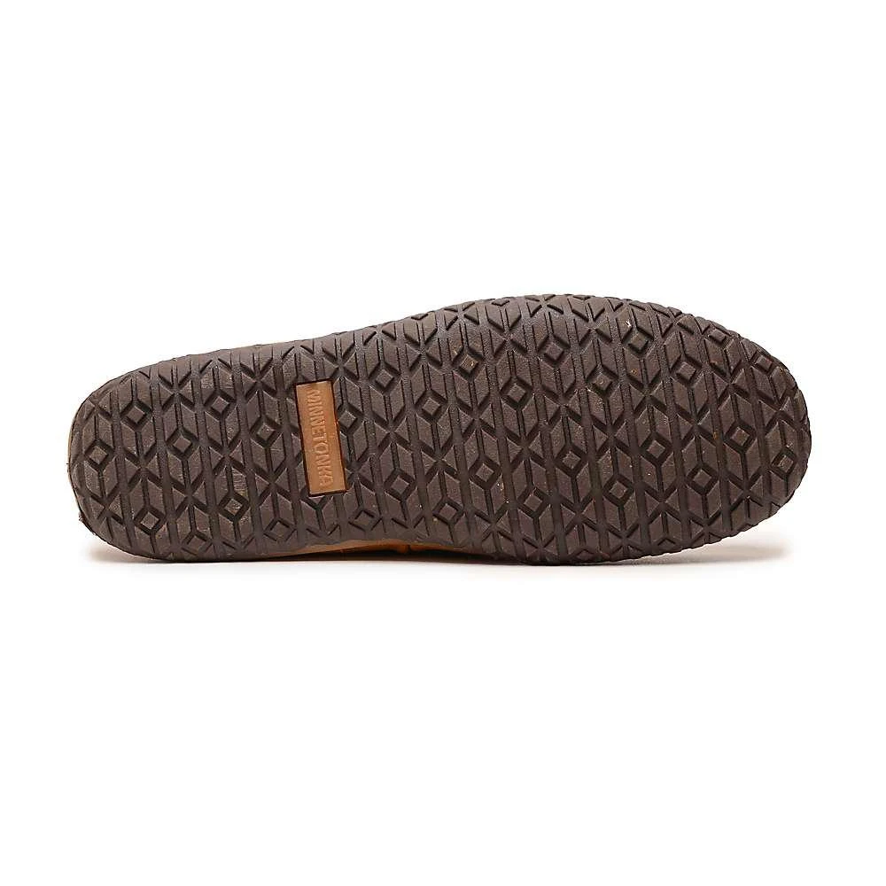 商品Minnetonka|Minnetonka Men's Sheepskin Tobie Slipper,价格¥527,第5张图片详细描述