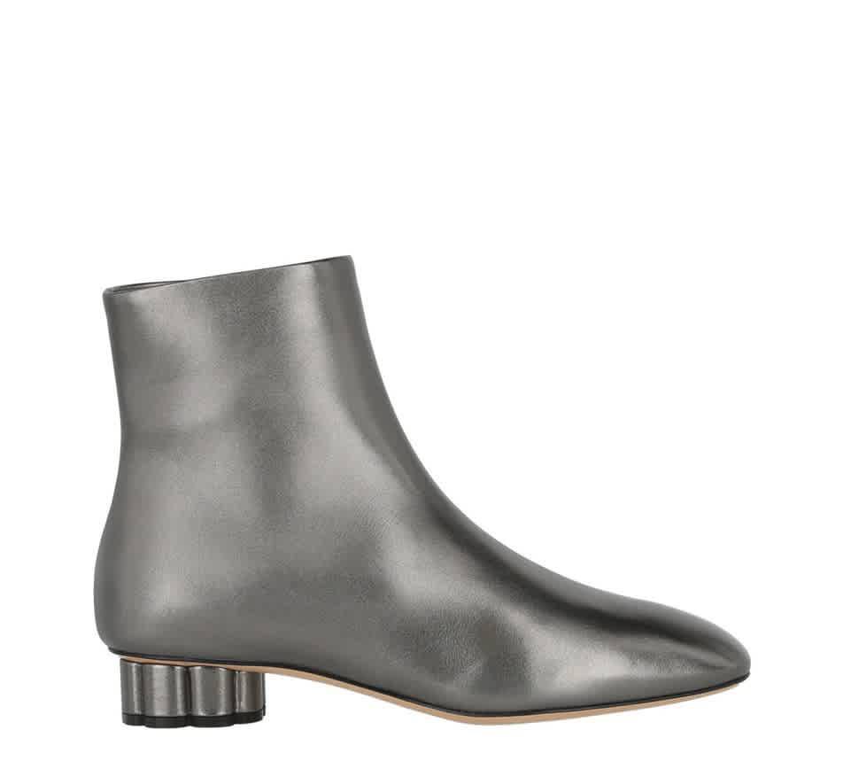 商品Salvatore Ferragamo|Ladies Briza Grey Flower Heel Metallic Ankle Boots,价格¥3732,第1张图片