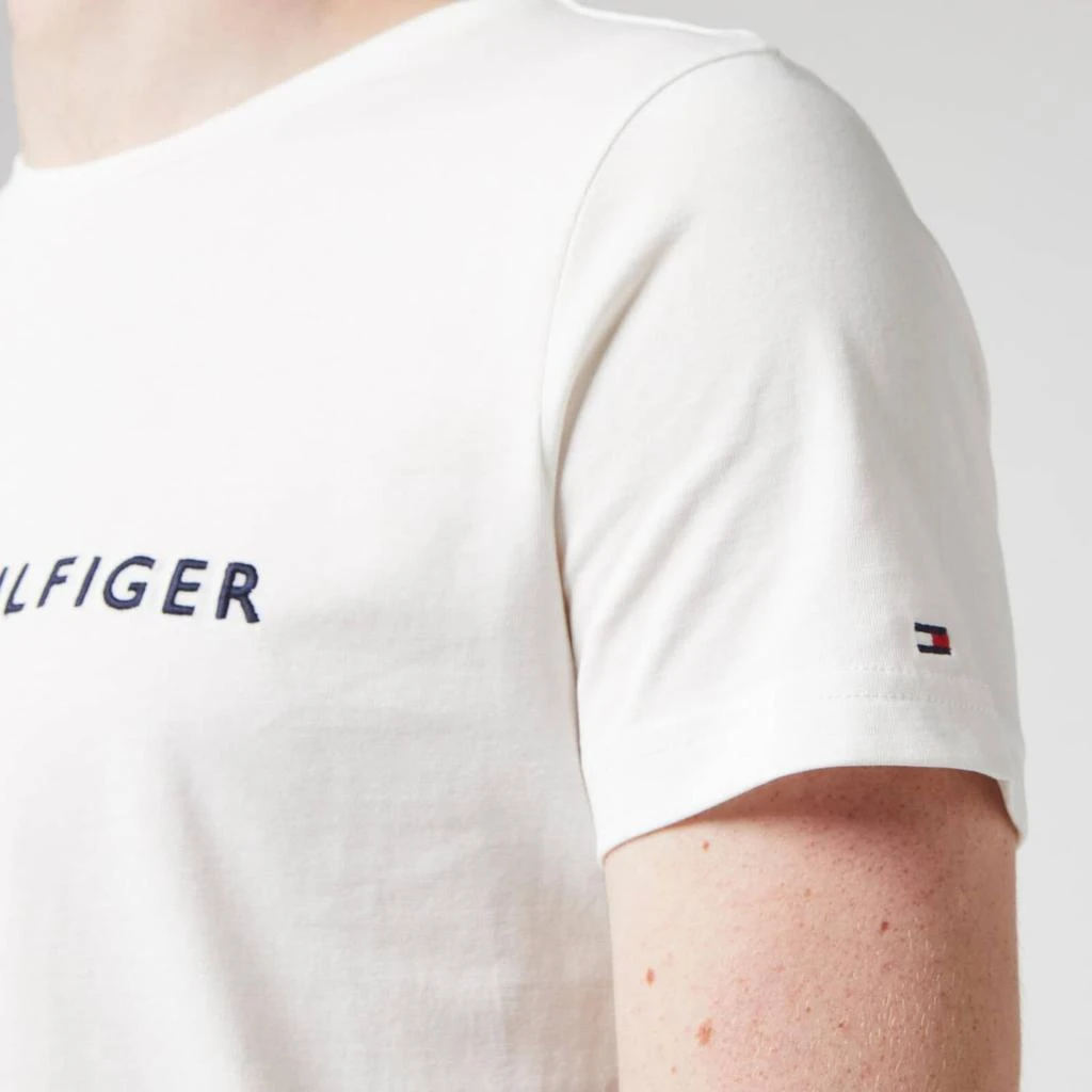 商品Tommy Hilfiger|Tommy Hilfiger Men's Tommy Logo T-Shirt - Snow White,价格¥207,第4张图片详细描述