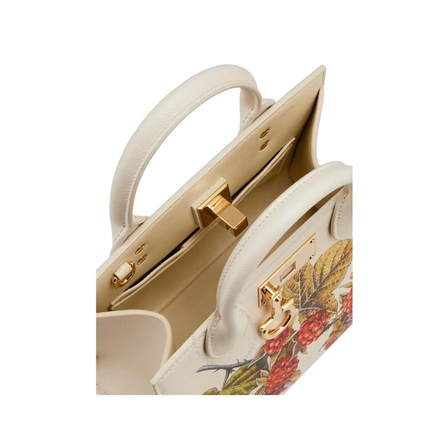 【goodwater様】Salvatore Ferragamo （箱付き） SALVATORE FERRAGAMO $2500 Medium BOXYZ BAG Scandinavian Sky