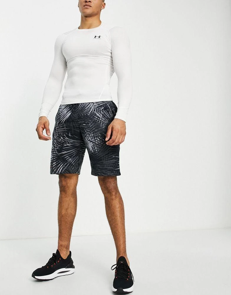 商品Under Armour|Under Armour Training Heat Gear compression long sleeve top in white,价格¥197,第4张图片详细描述