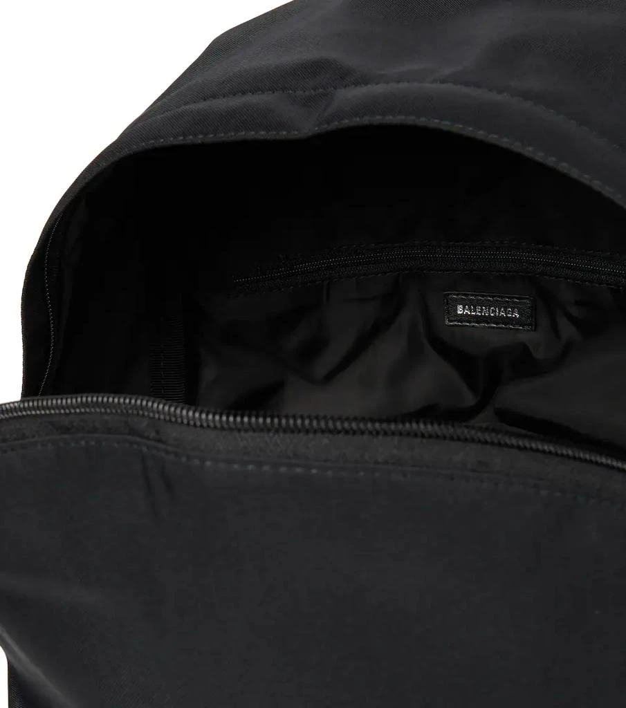 商品Balenciaga|Wheel nylon backpack,价格¥4698,第3张图片详细描述