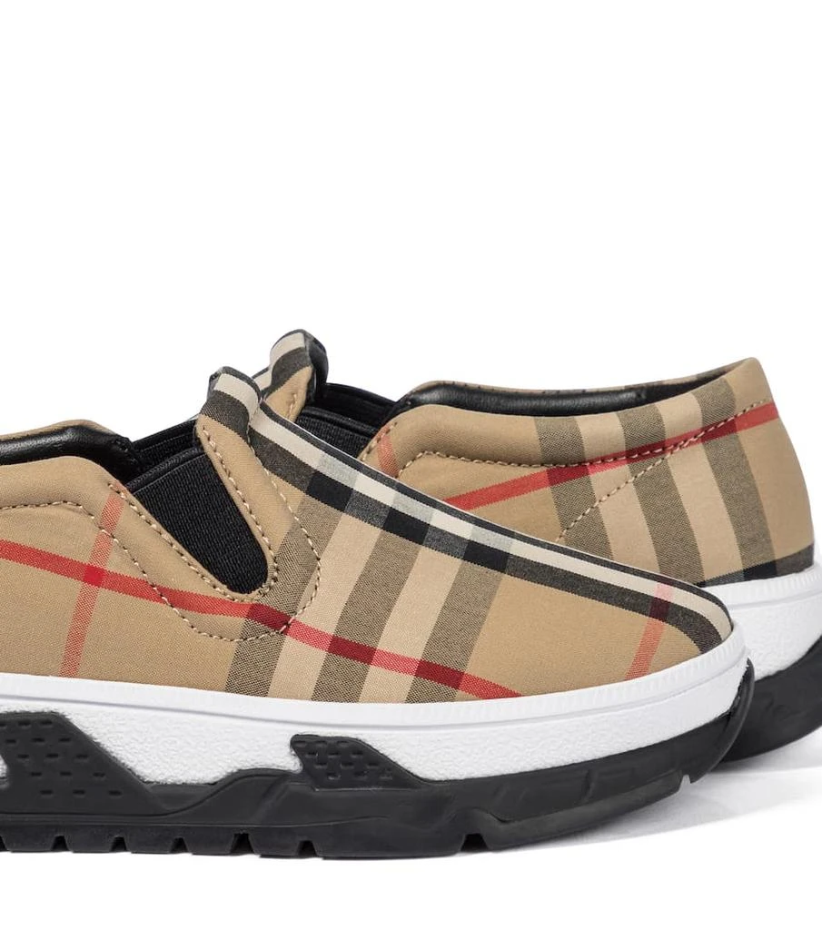 商品Burberry|Vintage Check canvas slip-on sneakers,价格¥2155,第4张图片详细描述