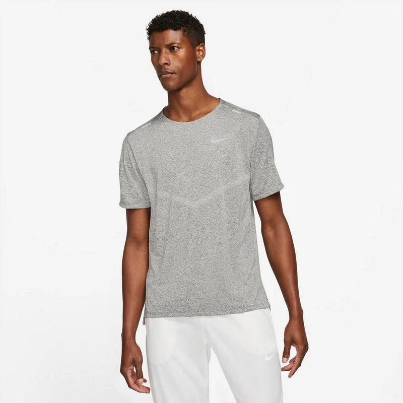 商品NIKE|Men's Nike Dri-FIT Rise 365 Running T-Shirt,价格¥406,第1张图片