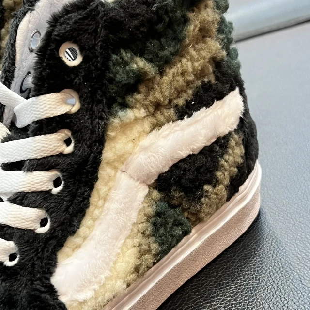 【韩国直邮|包邮包税】万斯 Sk8-Hi #Sherpa #男女通用鞋 # camo/black (VN0A5JMJA58) 商品