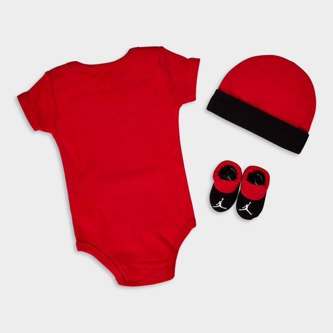 商品Jordan|Infant Jordan Ombre Bodysuit, Cap and Booties Gift Box Set,价格¥133,第4张图片详细描述