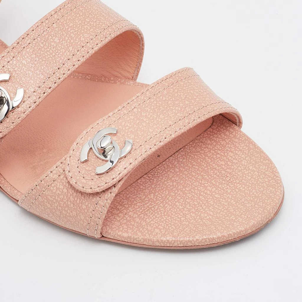 Chanel Beige Leather CC Velcro Ankle Strap Flat Sandals Size 38 商品