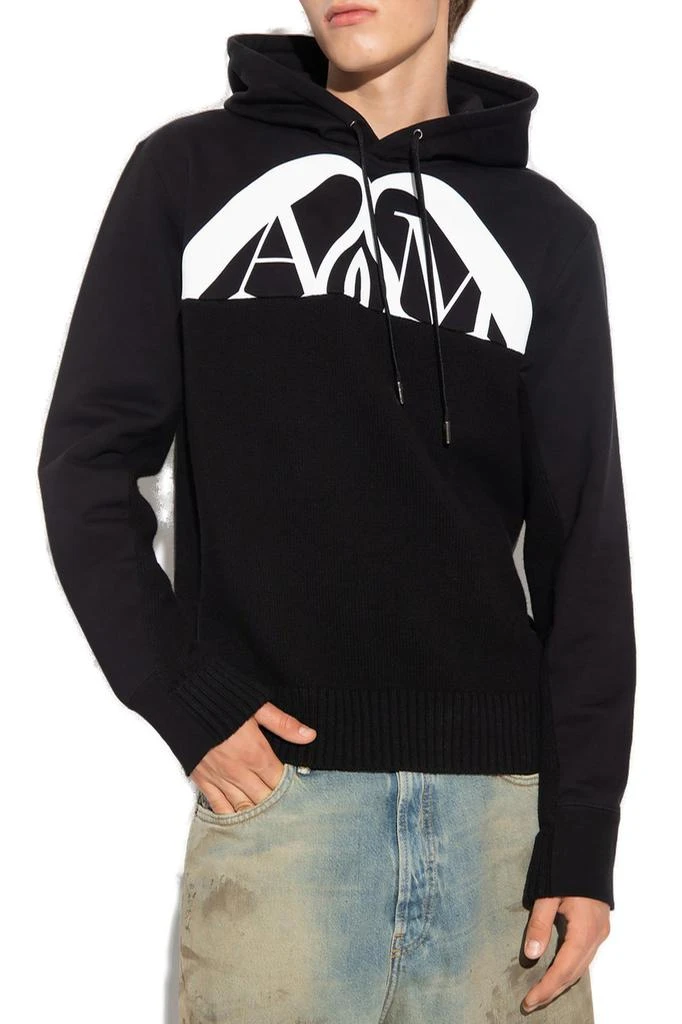 商品Alexander McQueen|Alexander McQueen Logo Printed Drawstring Hoodie,价格¥6939,第2张图片详细描述