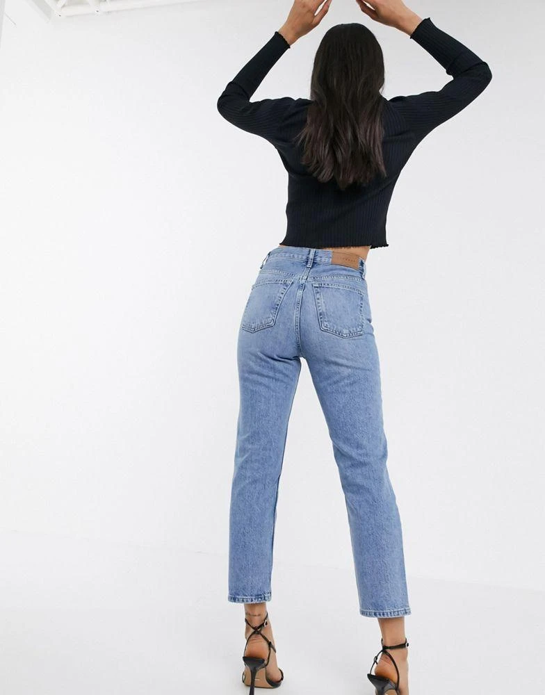 商品Topshop|Topshop Editor straight leg jeans in bleach wash,价格¥240,第4张图片详细描述