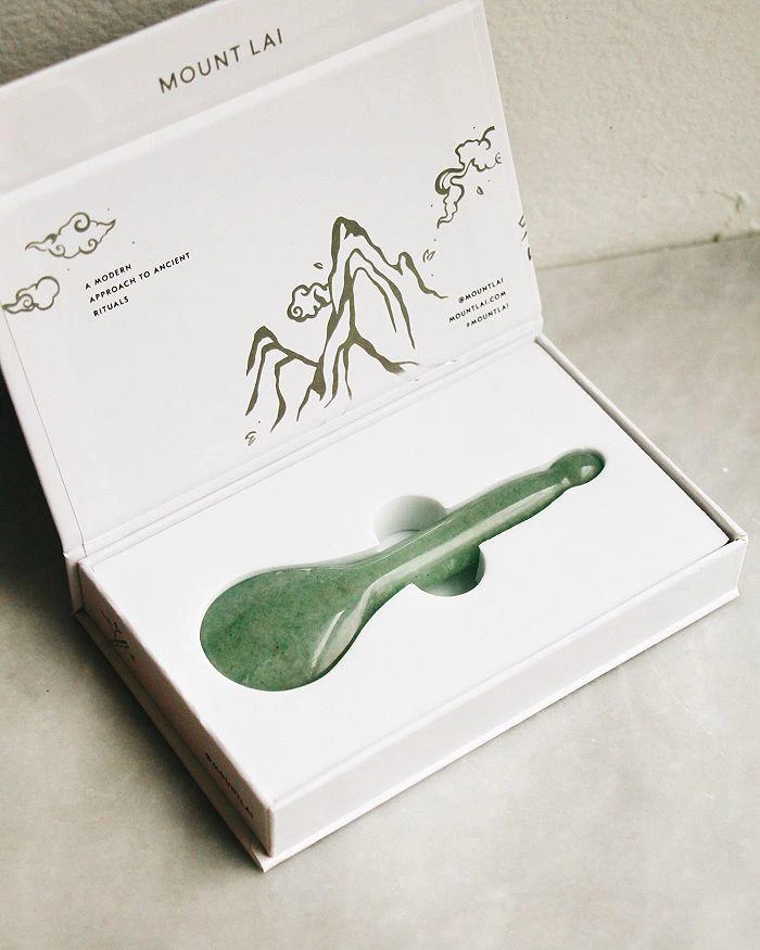 商品Mount Lai|The Jade Acupressure Gua Sha Spoon,价格¥270,第2张图片详细描述