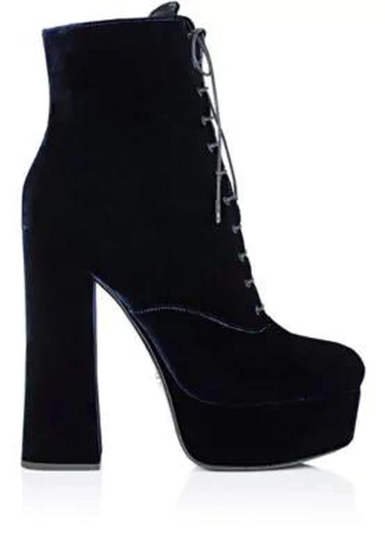 商品Prada|Velvet Platform Ankle Boots,价格¥2968,第1张图片