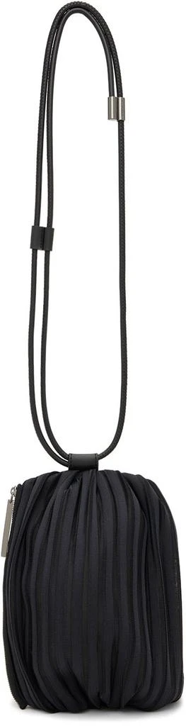 商品Issey Miyake|Black Linear Knit Shoulder Bag,价格¥1915,第4张图片详细描述