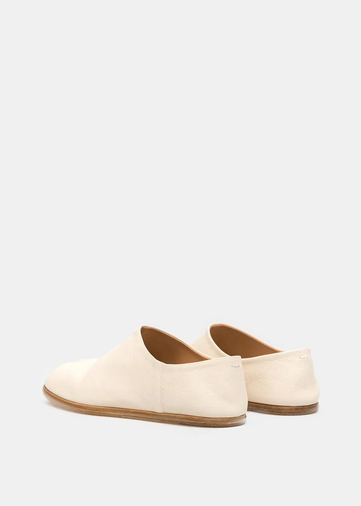 商品MAISON MARGIELA|Maison Margiela White Tabi Babouche Loafers,价格¥4201,第4张图片详细描述