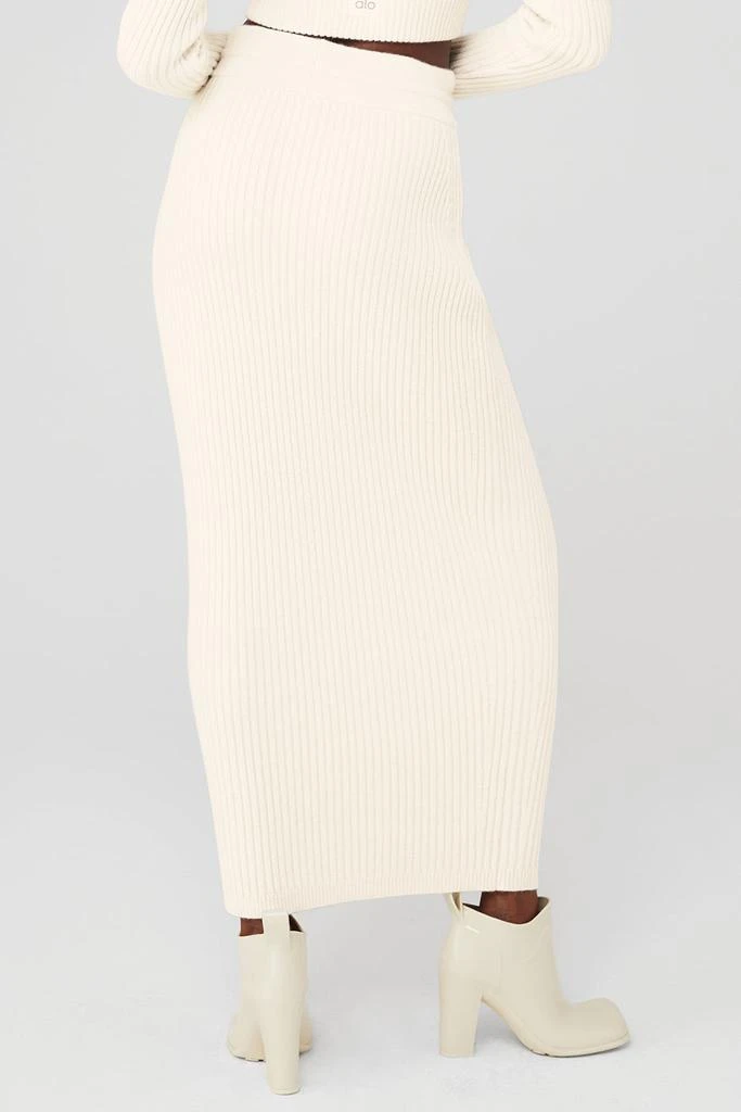 商品Alo|Cashmere Ribbed High-Waist Winter Dream Skirt - Ivory,价格¥6133,第2张图片详细描述